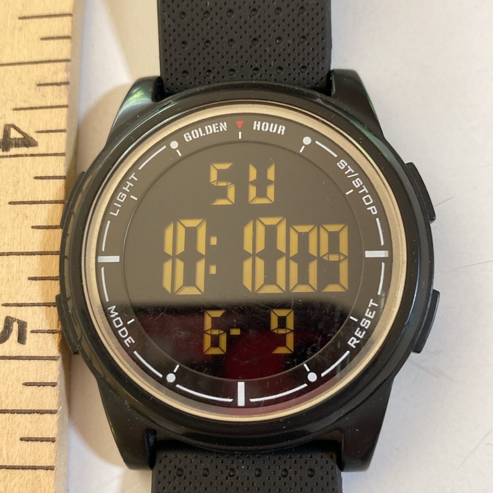 Sport Watch - Picture 2 of 7
